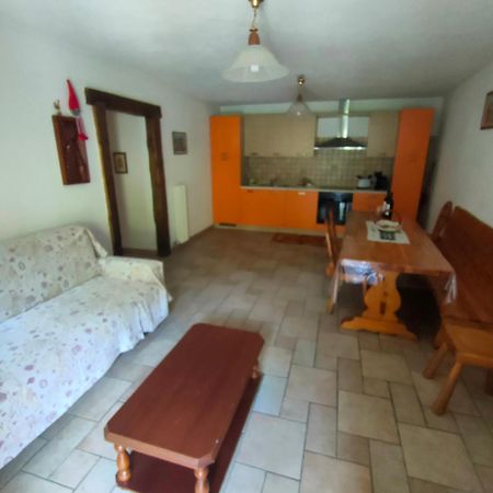 La Tour Apartment Gignod Cameră foto
