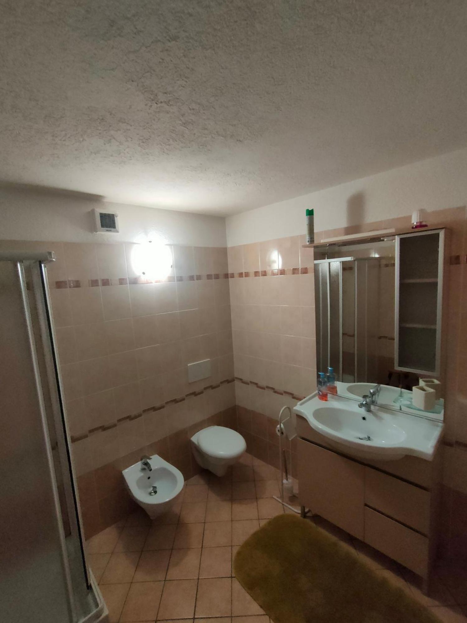 La Tour Apartment Gignod Cameră foto