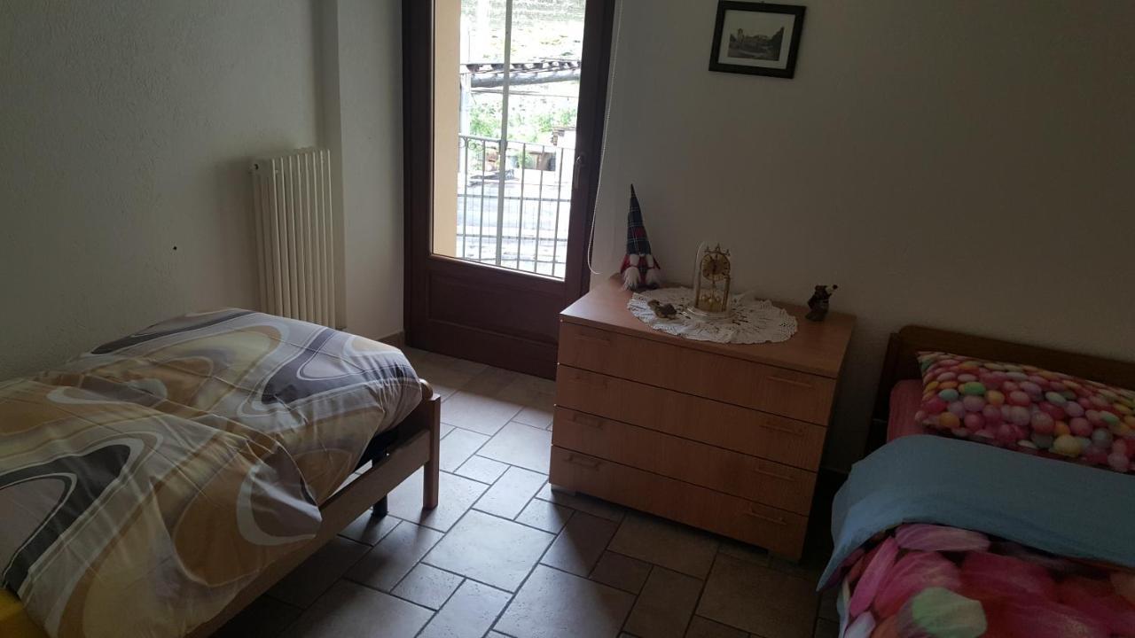 La Tour Apartment Gignod Exterior foto